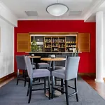Berry Village Boutique Motel