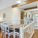 Rosemill Cottage - Mobility Friendly Accommodation Never Looked Better!