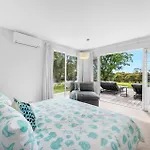 Sunnyside Up - Where Coastal Breezes Meet Country Charm, Minutes From Berry And Seven Mile Beach