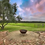 Harley Hill Farm - A Rare Country Escape