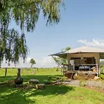 Berry Glamping
