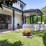 Jasmine House - Pet Friendly With Swimming Pool