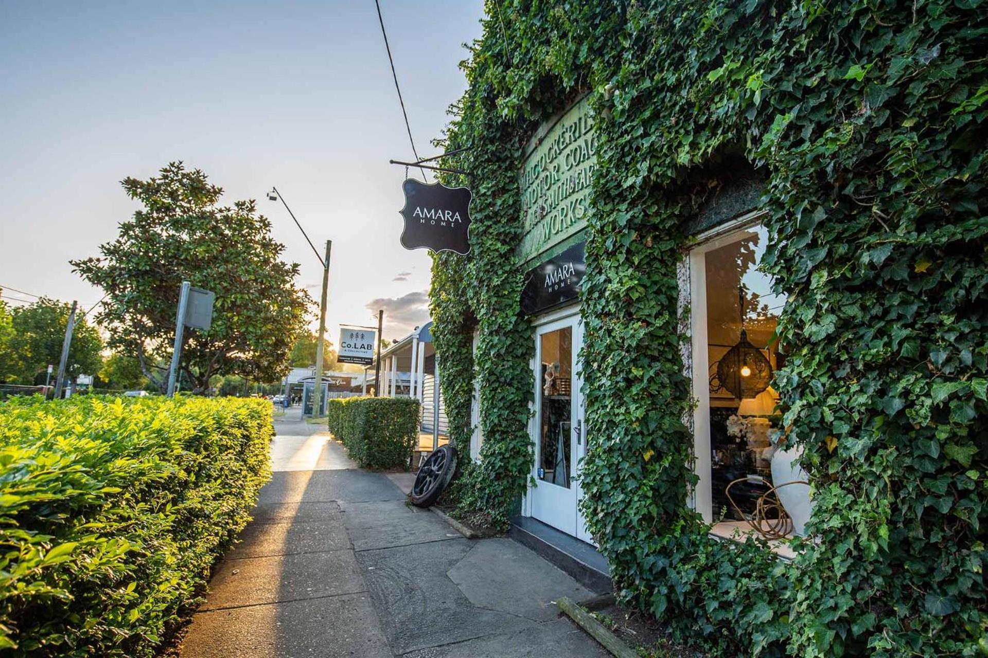 The Red Barn Right In The Heart Of Historic Daire