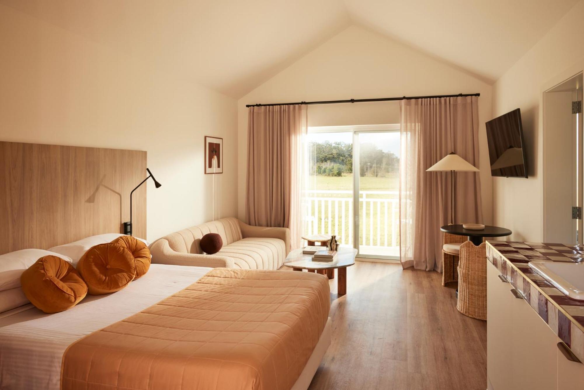 The View 5* Berry