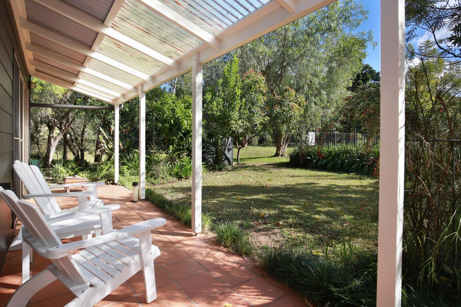 The Paddock - A Modern Coastal Barn Tatil Evi *