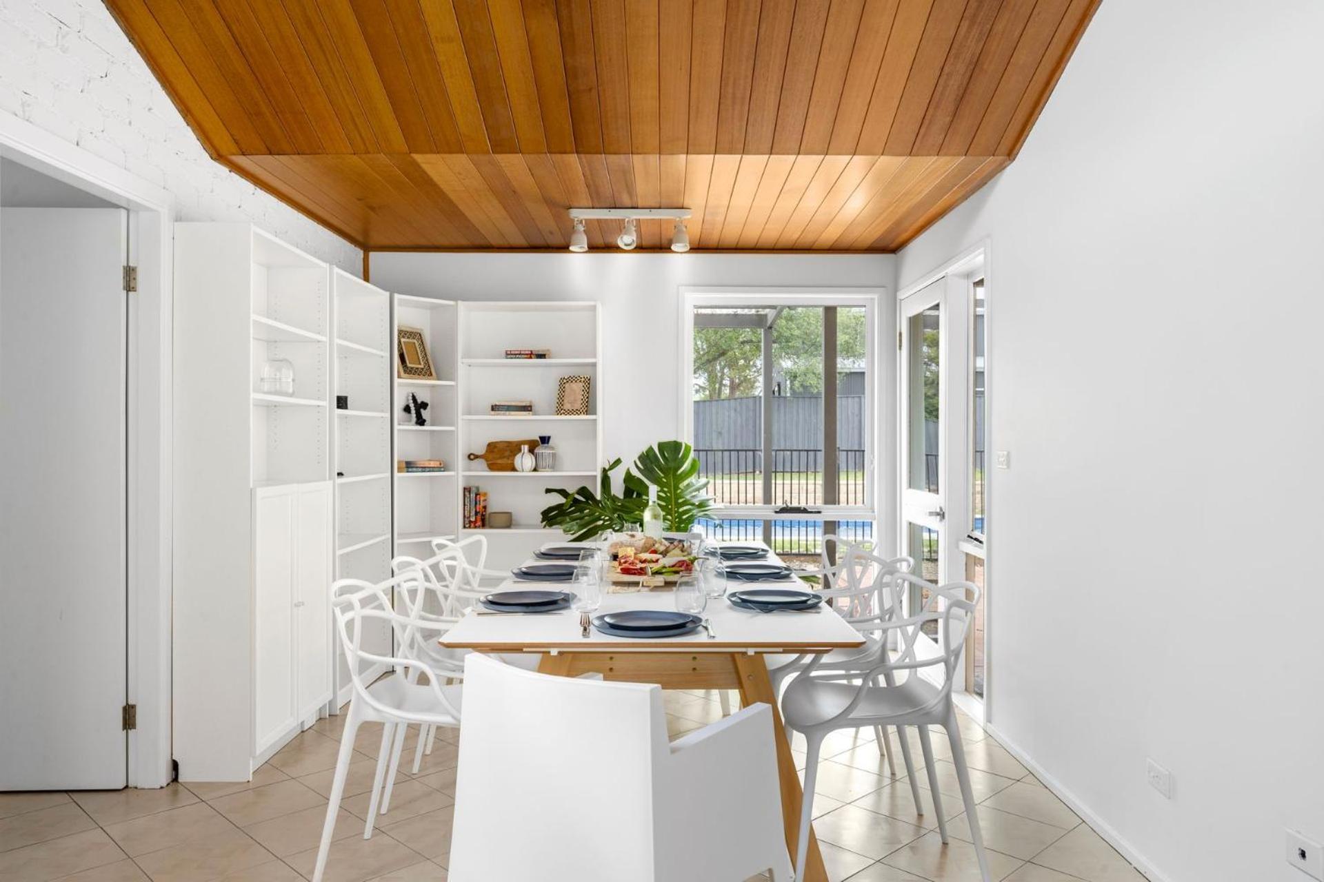 Sunnyside Up - Where Coastal Breezes Meet Country Charm, Minutes From And Seven Mile Tatil Evi *