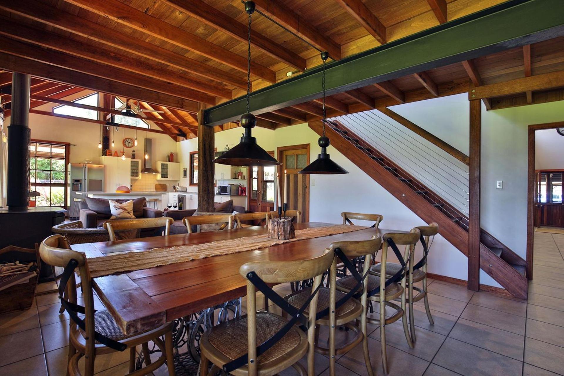 Amaroo House - Glorious Views Tatil Evi *