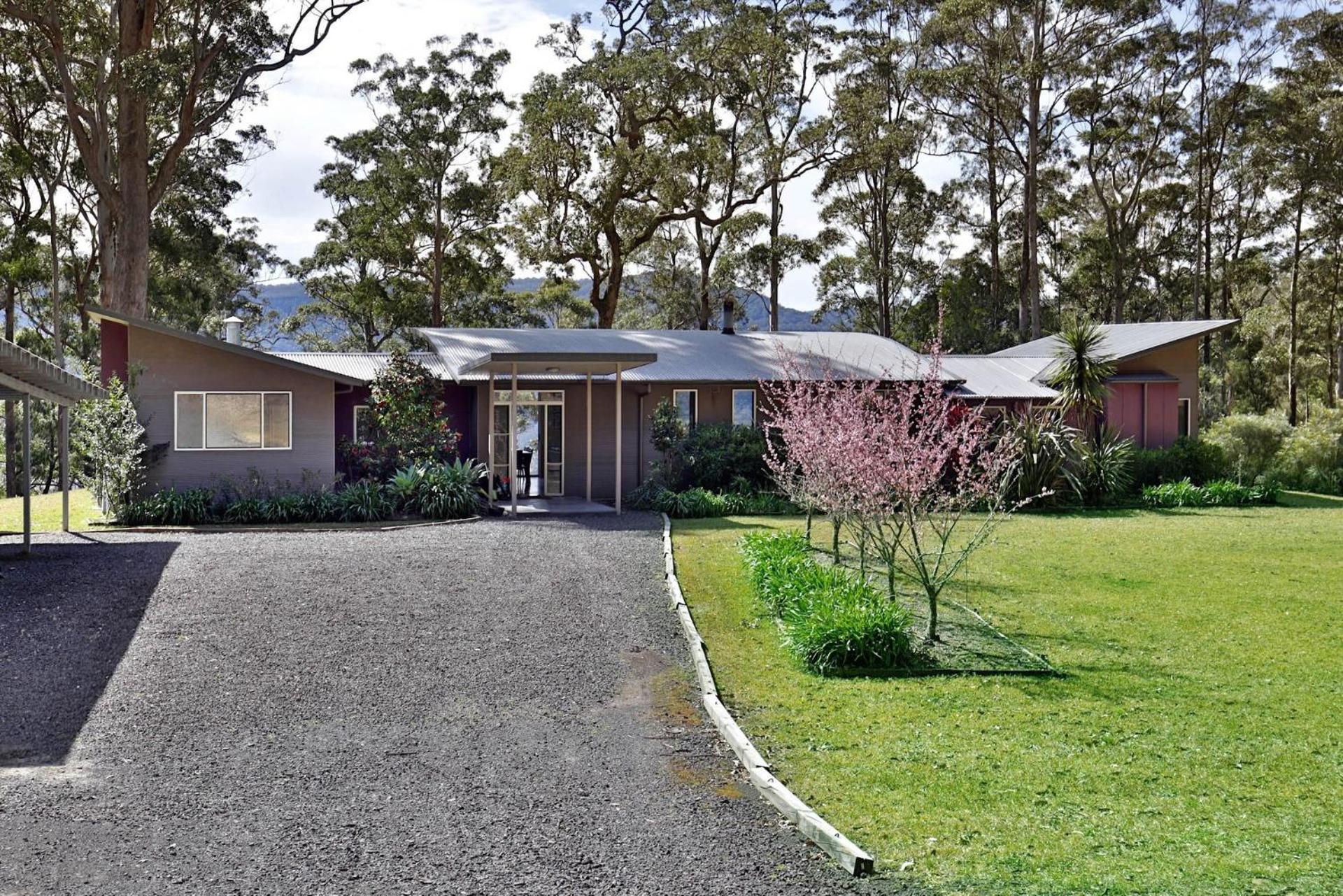 Cherrywood - A Modern Australian Bush