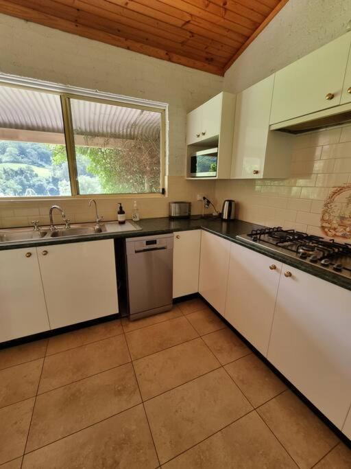 Charlie & Roy's Farm Tatil Evi *
