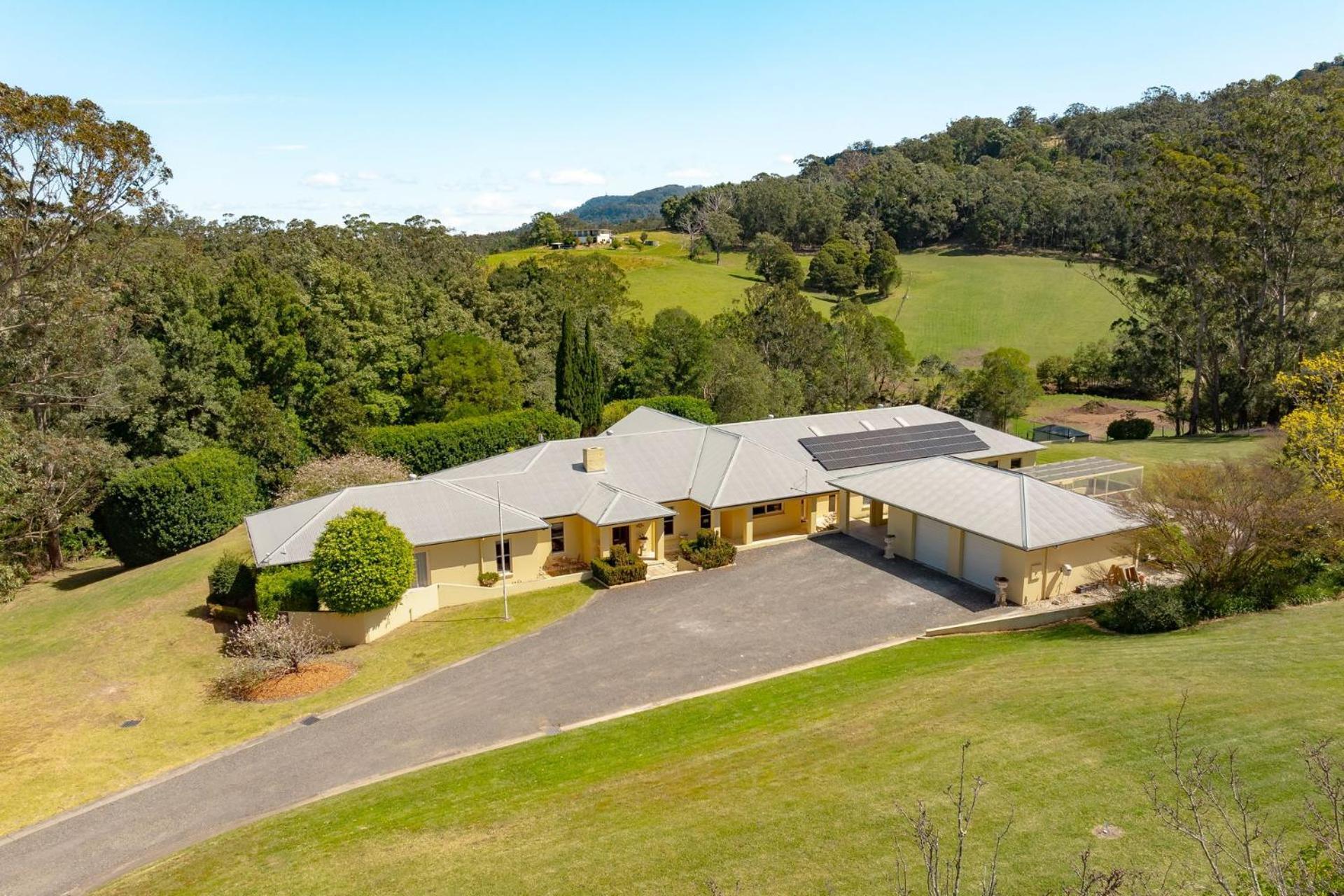 Bella Casa By Latitude South Coast Holiday home