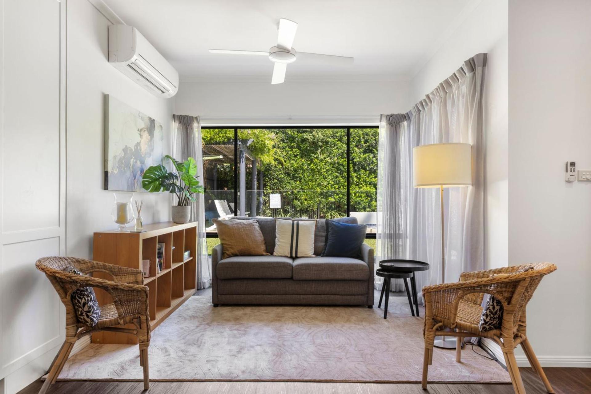 Jasmine House - Pet Friendly With Swimming Pool Tatil Evi