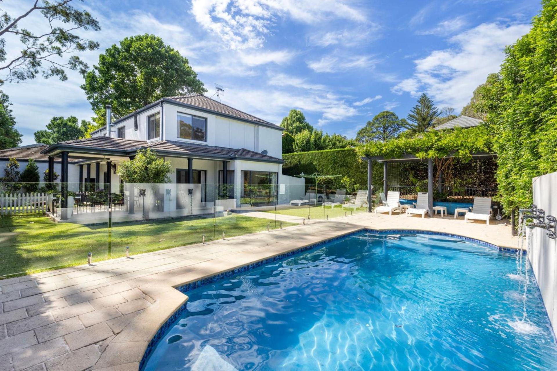 Jasmine House - Pet Friendly With Swimming Pool Tatil Evi Berry