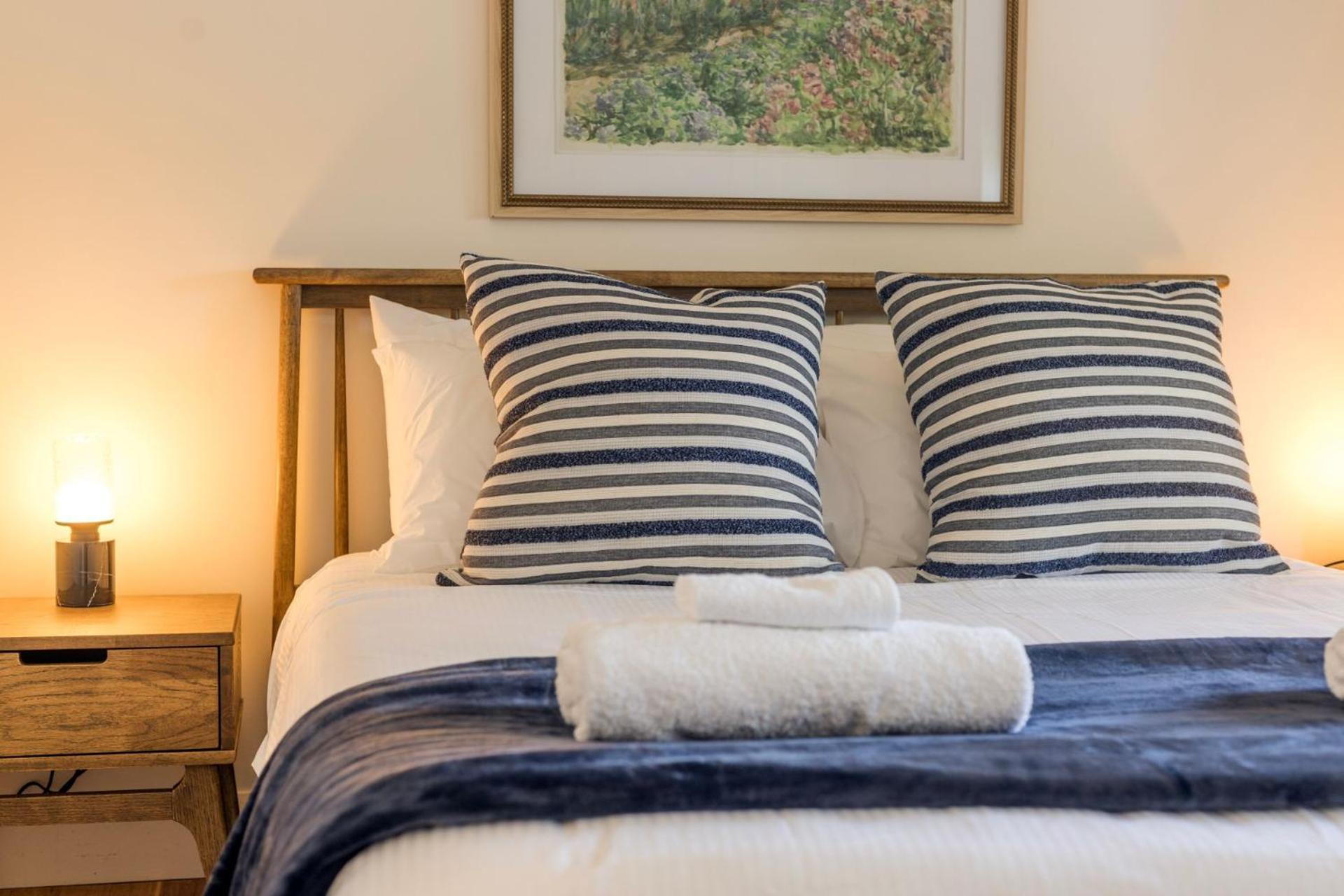Brae View House - By Latitude South Coast Holiday home *