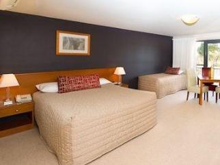 Village Boutique 4* Berry