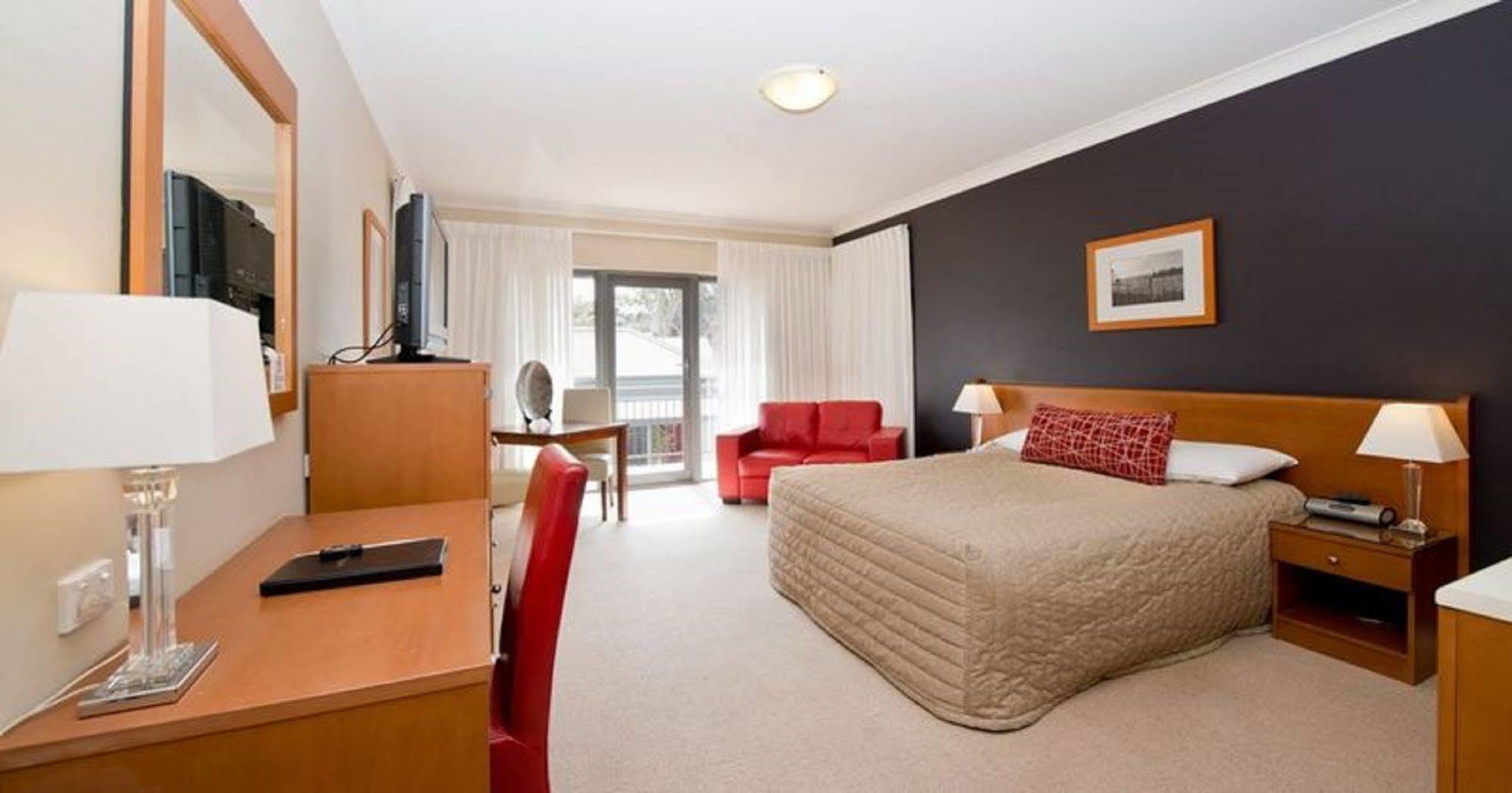 Village Boutique Motel Berry