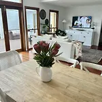 Luxberry House - In The Heart Of Berry