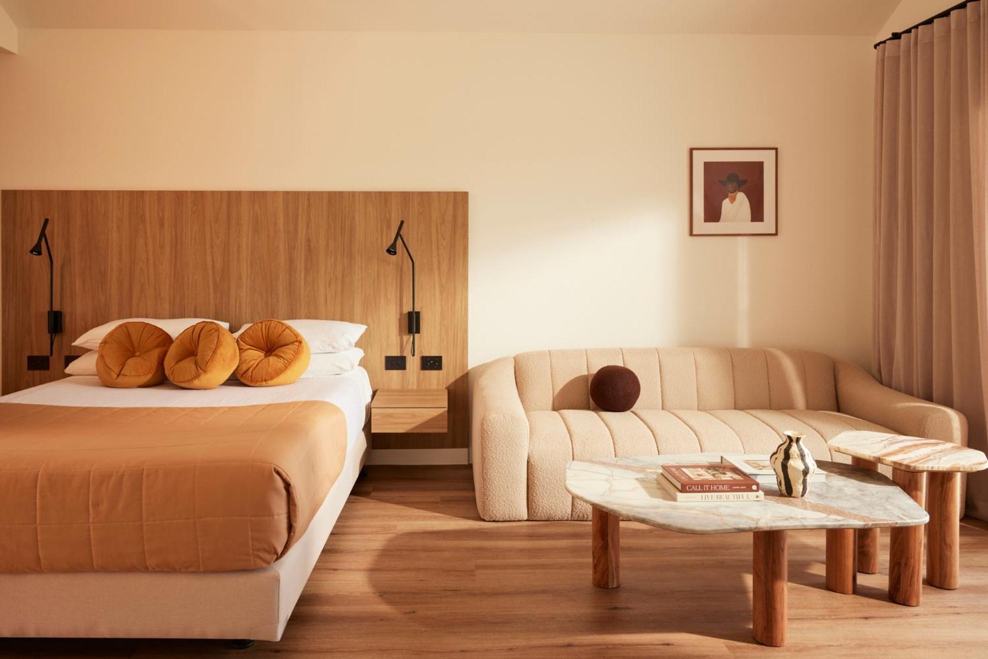 The View Hotel 5*