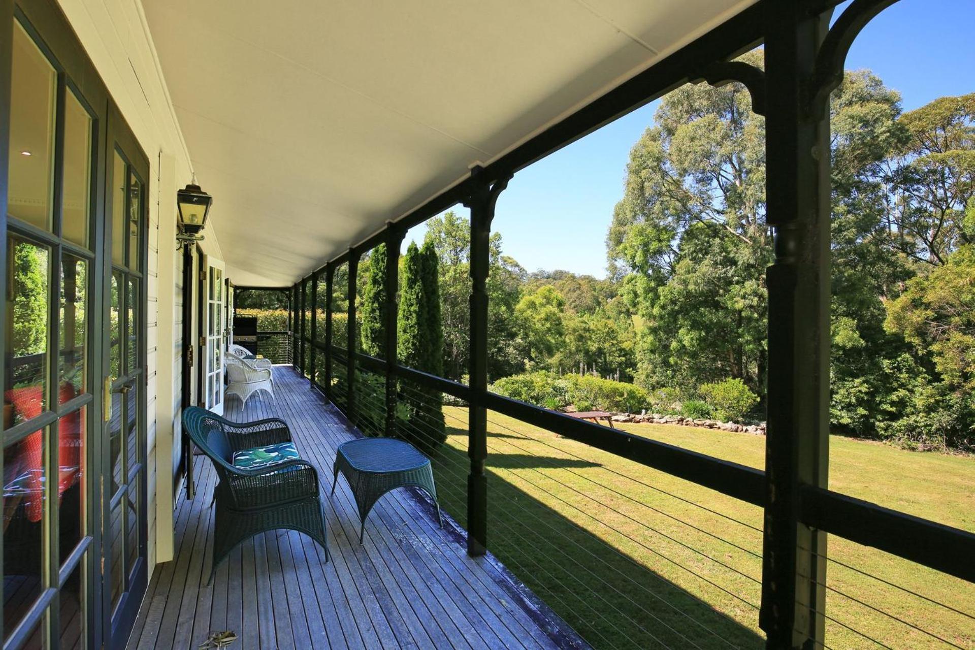 Red Hill - Relax And Rejuvenate * Berry